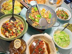 -费大厨辣椒炒肉(高铁吾悦广场店)