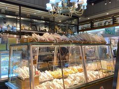 面包甜点陈列柜-东哥面包(江宁大润发店)