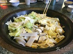 -忆乡情铁锅炖鱼饭店(延庆店)