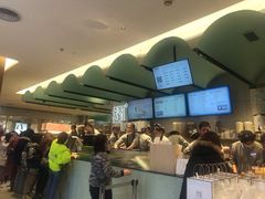 -奈雪的茶(亨特国际广场店)