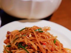 -肆海小川菜酒馆Wine Bistro (青年路店)