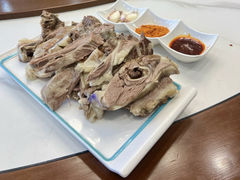 -三江源美食城