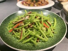 茼蒿炒香干-富临轩私房菜(集庆门大街店)
