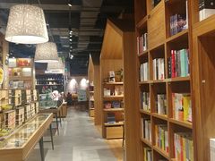 -百新书局(尚悦湾店)