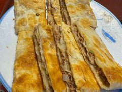 -鸿亨泰杂鱼馆(港馨家园店)