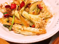 -吃饭皇帝大土家民族菜(正大广场店)