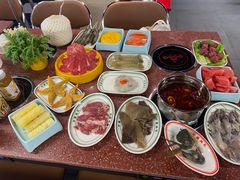 -四囍码头海鲜烧烤自助火锅(外滩南京东路悦荟广场店)