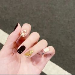 -悦指间美甲美睫