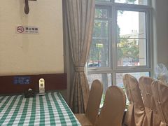 -起士林西餐厅(东经路店)
