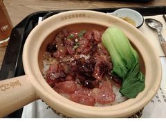 -煲仔皇腊味煲仔饭(经四万达店)