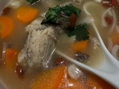 -清真·玛丽亚新疆菜主题餐厅(浙江中路店)