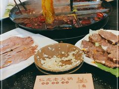 -仁虎老火锅(黄泥磅店)