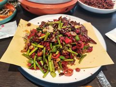 -川流不息·地道川菜·小龙虾(松东路店)