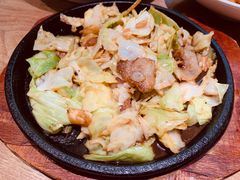 铁板手撕包菜-上关雪東北菜(中房金谊店)