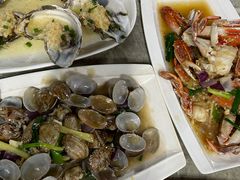 -四川小胡子海鲜(丁村万人海鲜广场店)