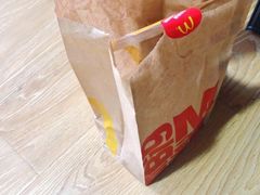 -麦当劳(轻轨曹杨路店)