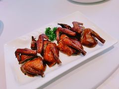 脆皮乳鸽-海逸海鲜酒家(古北店)