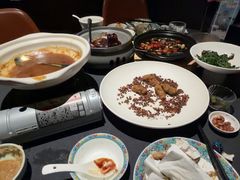 -肆月河豚·淮扬菜·湘菜(华天店)