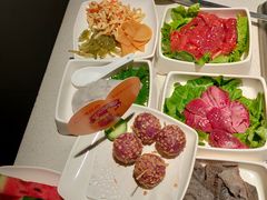 -海底捞火锅鲜切牛肉主题店(长寿路店)