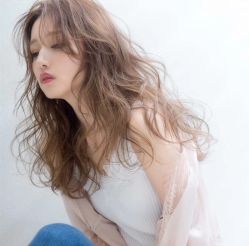 -AYO SALON