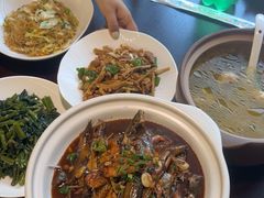 -阿峰饭店·本地土菜馆·农家土鸡煲·一品神仙鸡(报福店)
