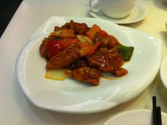 菠萝咕噜肉-太兴烧味餐厅(白加士街店)
