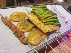 -游园觅食记夜市·小龙虾大排档