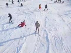 -济南卧虎山滑雪场