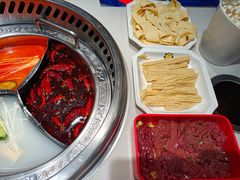 -钢管厂五区小郡肝串串香火锅(人民广场店)