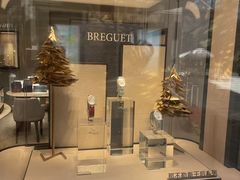 -亨吉利世界名表中心(华润万象城店)