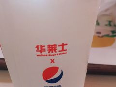 -华莱士·全鸡汉堡(沙井车站店)