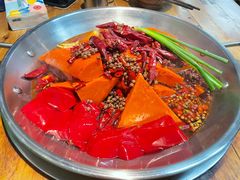 -老街·稳拈老火锅(海椒市店)
