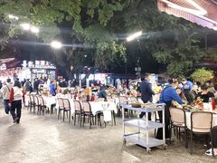-刘姐啤酒鱼民族演艺餐厅(西街总店)