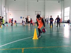 -悦动体能篮球羽毛球网球(三里河店)