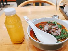 -三千粉牛肉米粉(来客茂店)