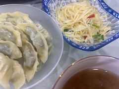 -鲸育宝宝月嫂(徐汇店)