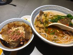 -粉吖吖·邵阳米粉(体育西路店)
