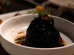 凉拌手工墨鱼汁面-喜洲吧·江畔老船厂·庭院餐厅(喜临院店)
