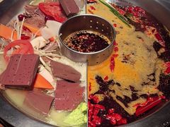 -佬土鹅肠火锅(解放路店)