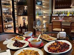 -肆海小川菜酒馆Wine Bistro (青年路店)