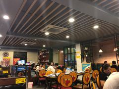 大堂-王红军龙虾(新民路店)