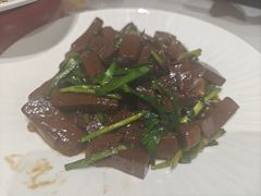 -乔家小院•非遗驴肉•青岛菜(滨河路店)