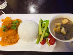 大虾菠萝红咖喱饭套餐-bluefrog蓝蛙(悠唐购物中心店)