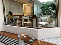 -Line 咖啡(石厦花园店)