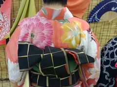 -东京都浅草樱花和服租赁店