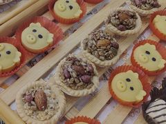 -钱小主·自助回旋烤肉火锅餐厅(东方新天地店)