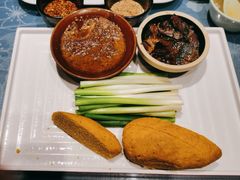 -乔家小院•非遗驴肉•本地小海鲜(滨河路店)