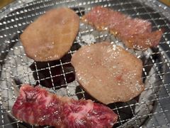 -山川小町·极番烧肉(新地假日广场店)