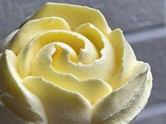 -全家便利店(襄阳南路店)