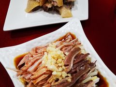 蒜泥白菜拌肚丝-老吉士酒家(天平路店)